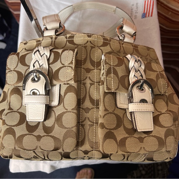 Vintage Coach SoHo Bag monogram canvas and leather, hang tag excellent condition - Picture 6 of 17